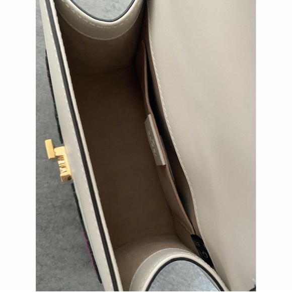 Gucci bag Silvie - Picture 8 of 16